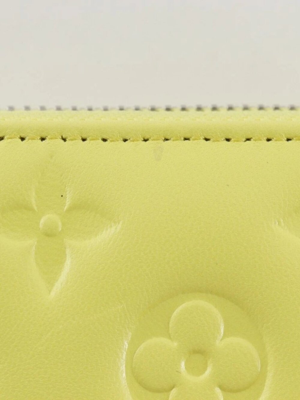 LOUIS VUITTON Zippy wallet Purse M83104 Kussan Smiley Yellow yellow - Picture 5 of 12
